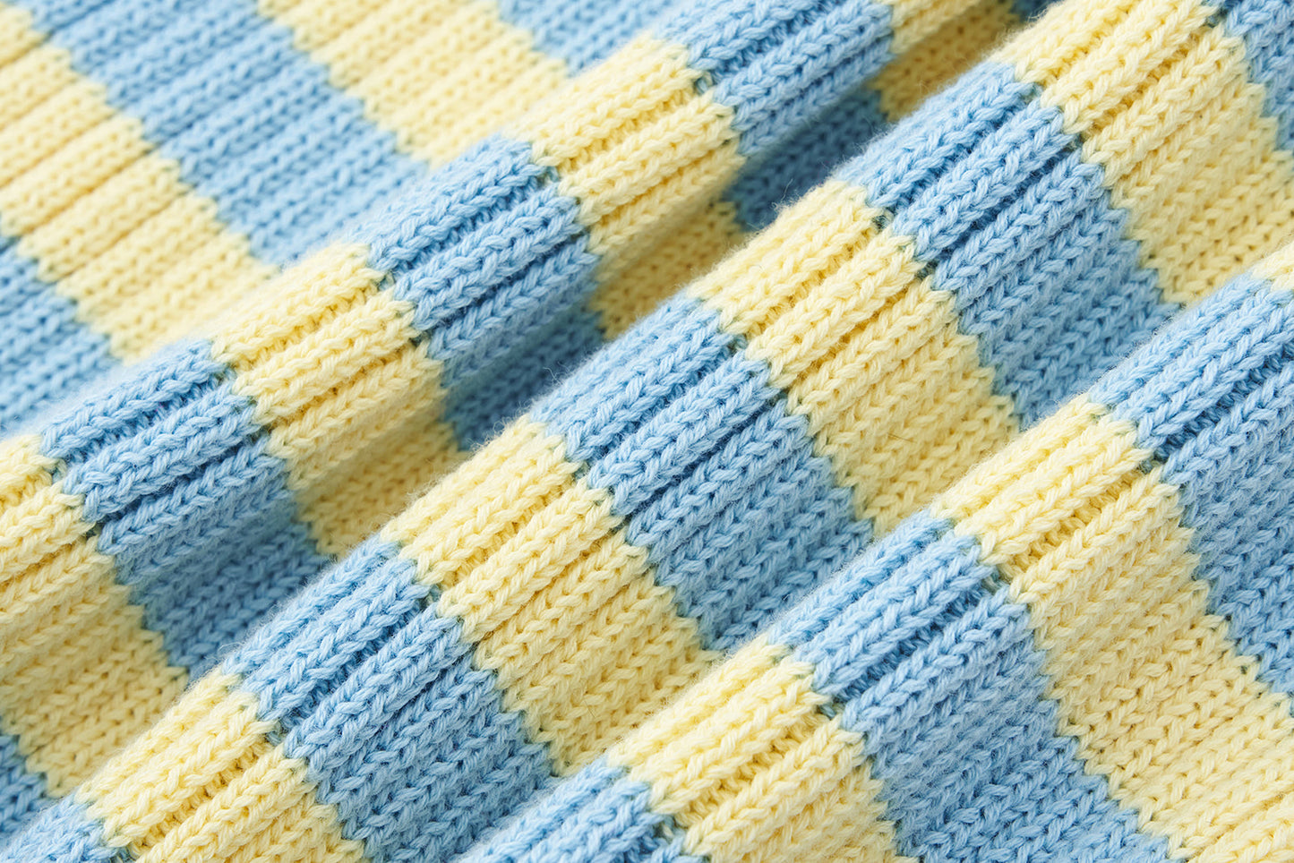 13DE MARZO Bear Rainbow Leg Warmer Blue