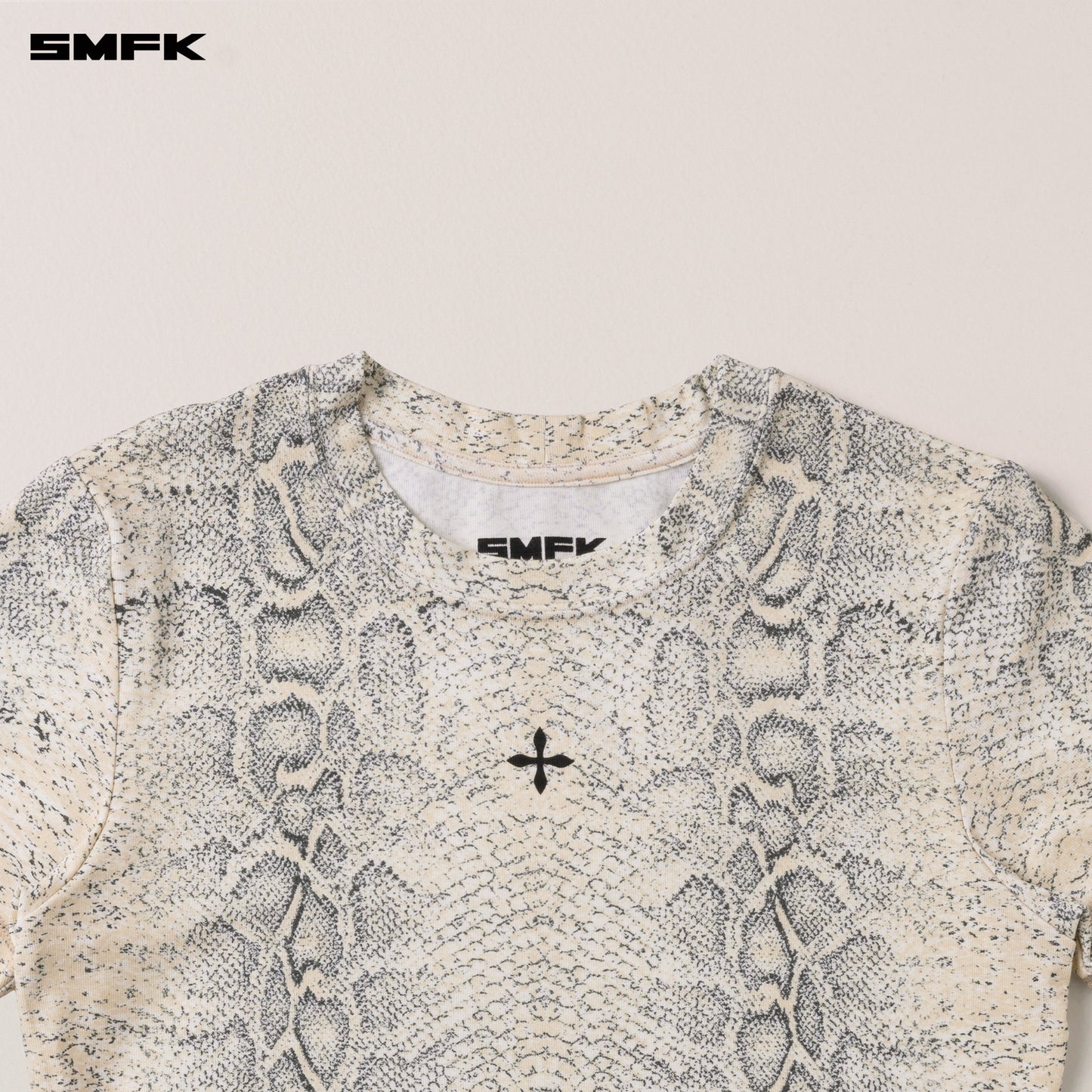 SMFK COMPASS STAMP Body Tee Mirage Cobra