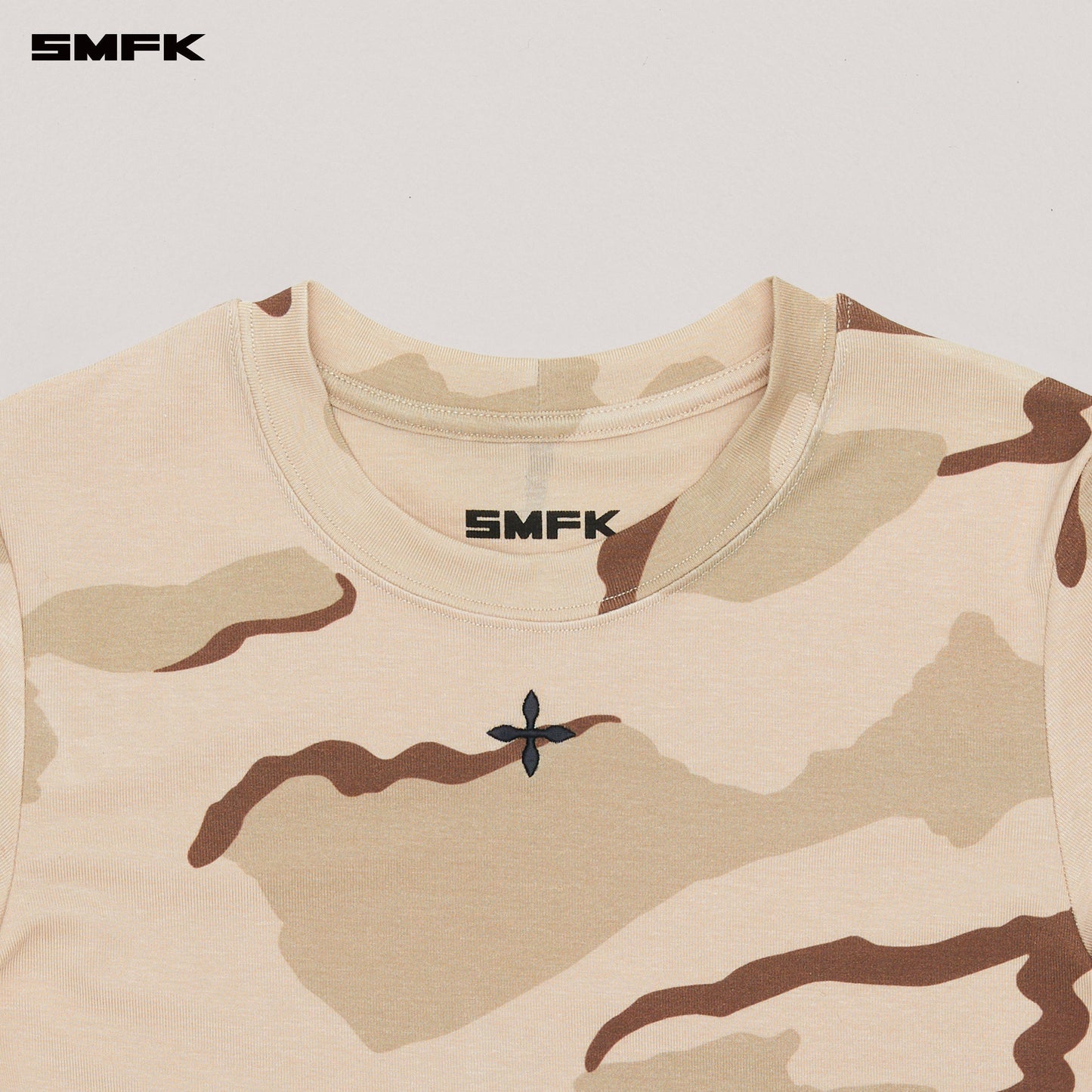 SMFK COMPASS STAMP Body Tee Desert Camouflage