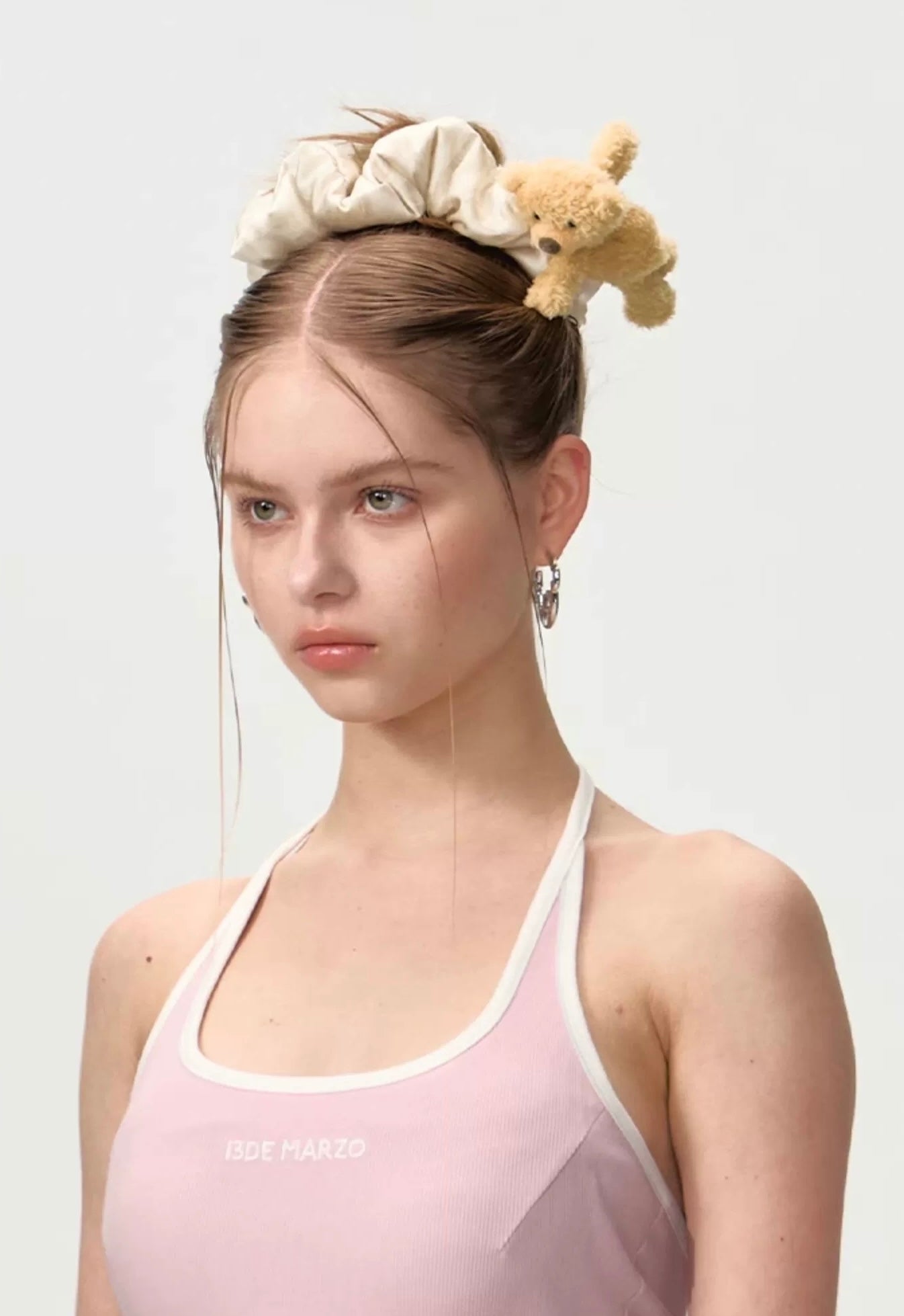 13DE MARZO Doozoo Colon Bear Hair Clasp Khaki