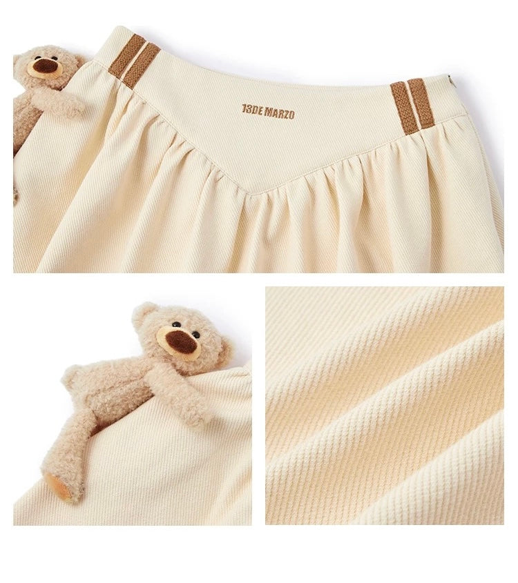 13DE MARZO Basic American Skirt Beige