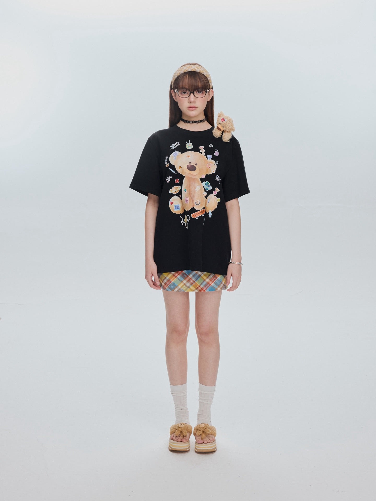 13DE MARZO Bear Stickers T-Shirt Black