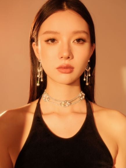 Abyb Charming Encounter In Milan Choker