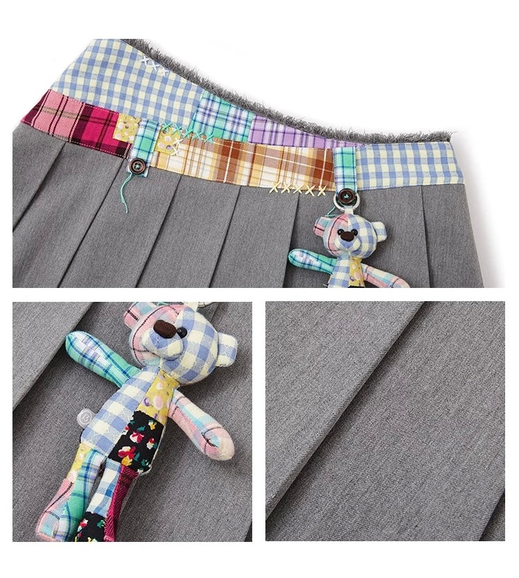 13DE MARZO Plaid Bear Patch Fit Skirt Gray