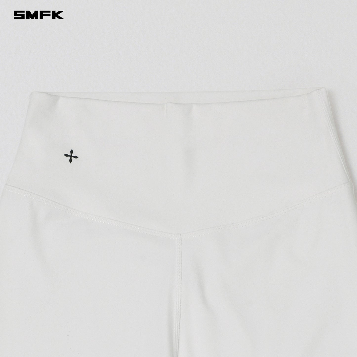 SMFK Focus Gym Taper Pants Lycra Nylon Cloud White