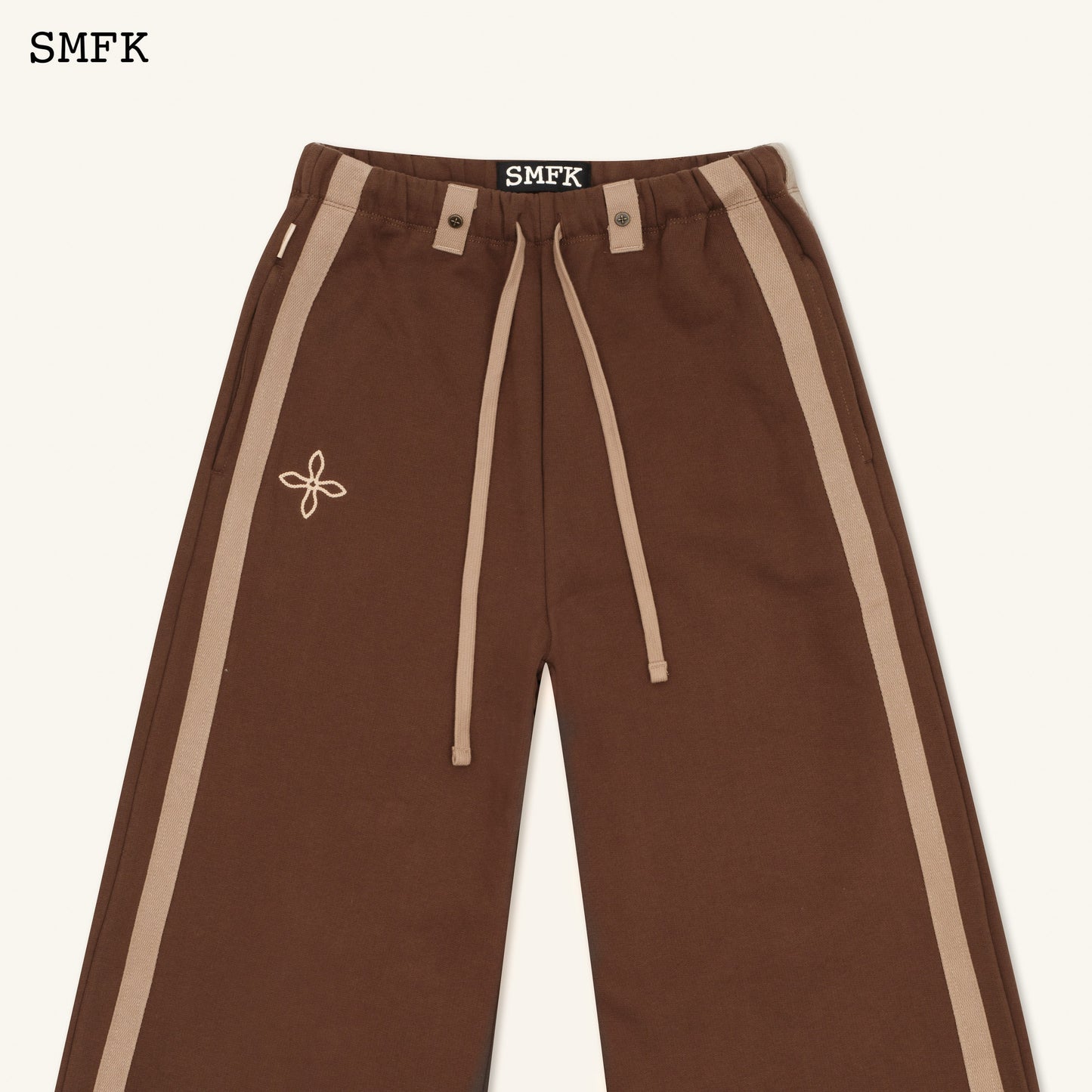 SMFK Compass Adventure Wide-Leg Sweatpants Brown