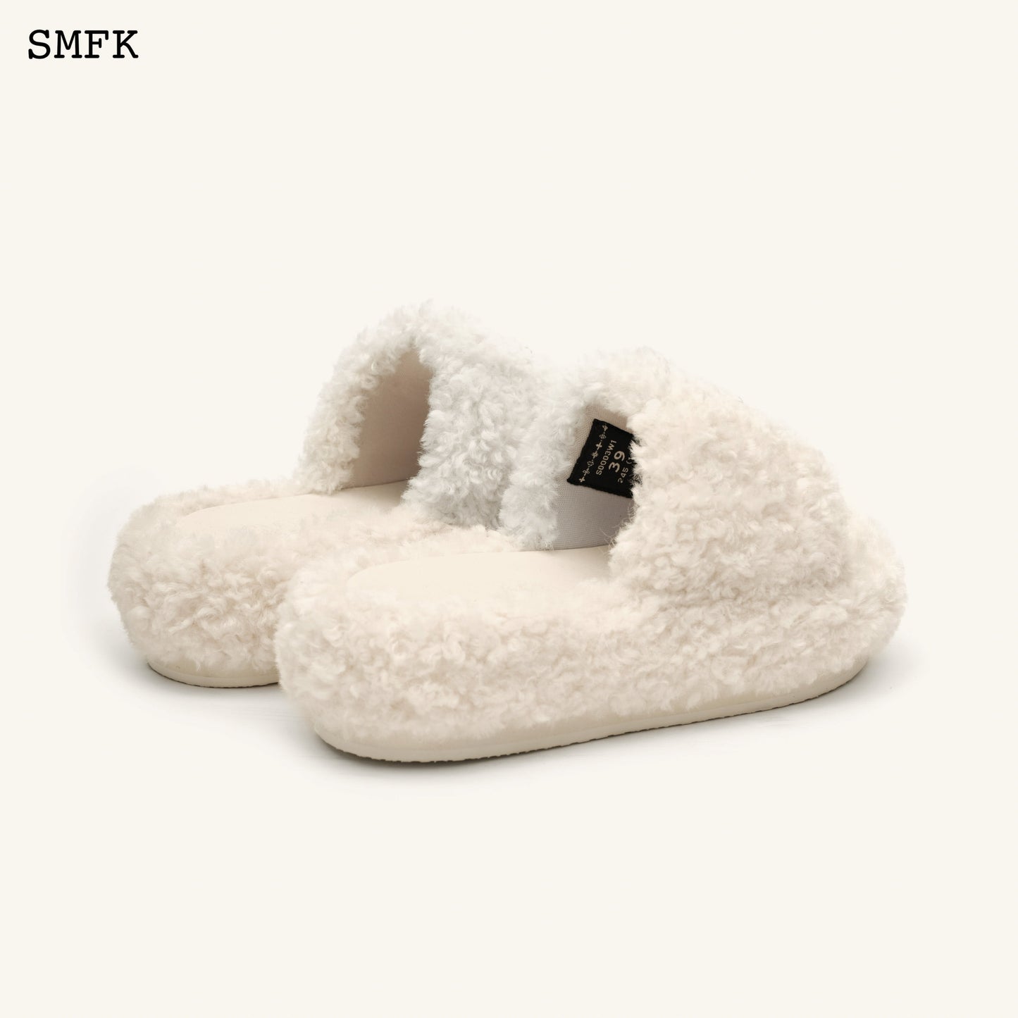 SMFK Compass White Velvet Furry Slipper