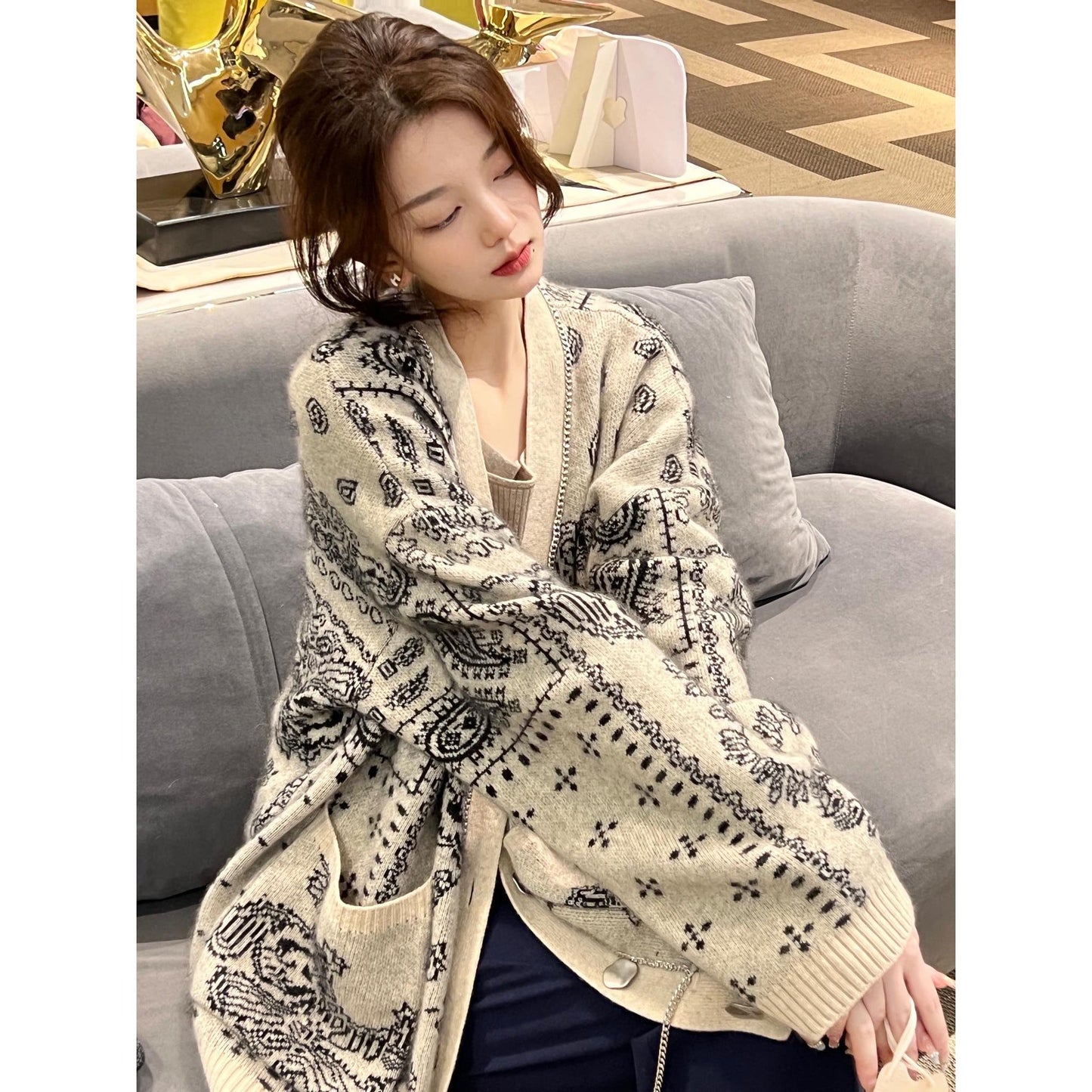 DIANA VEVINA Chain Totem Cardigan Khaki - Fixxshop