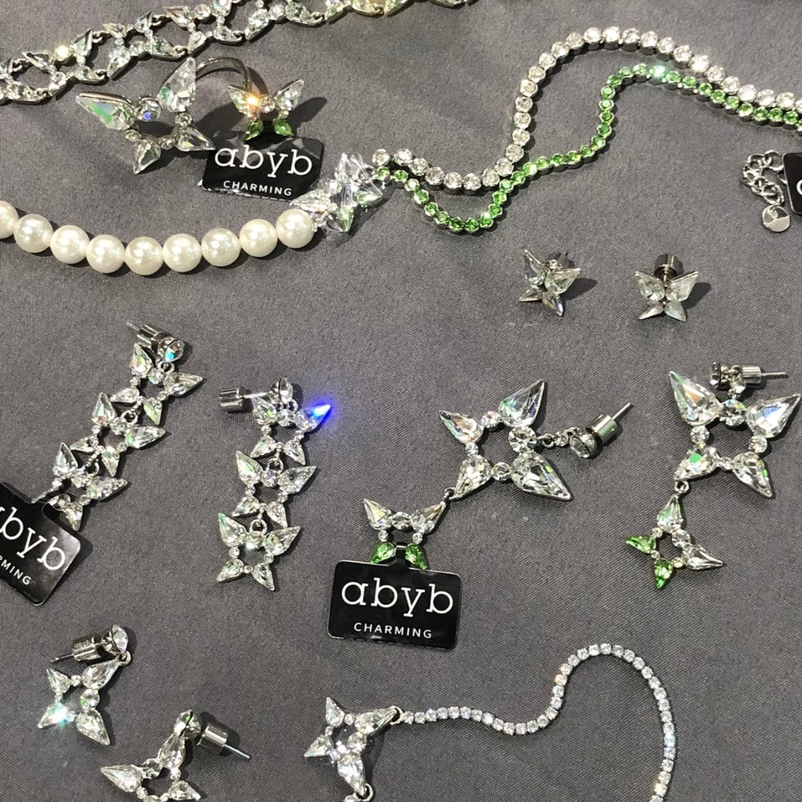 Abyb Charming Pillow Talk Earrings - Fixxshop