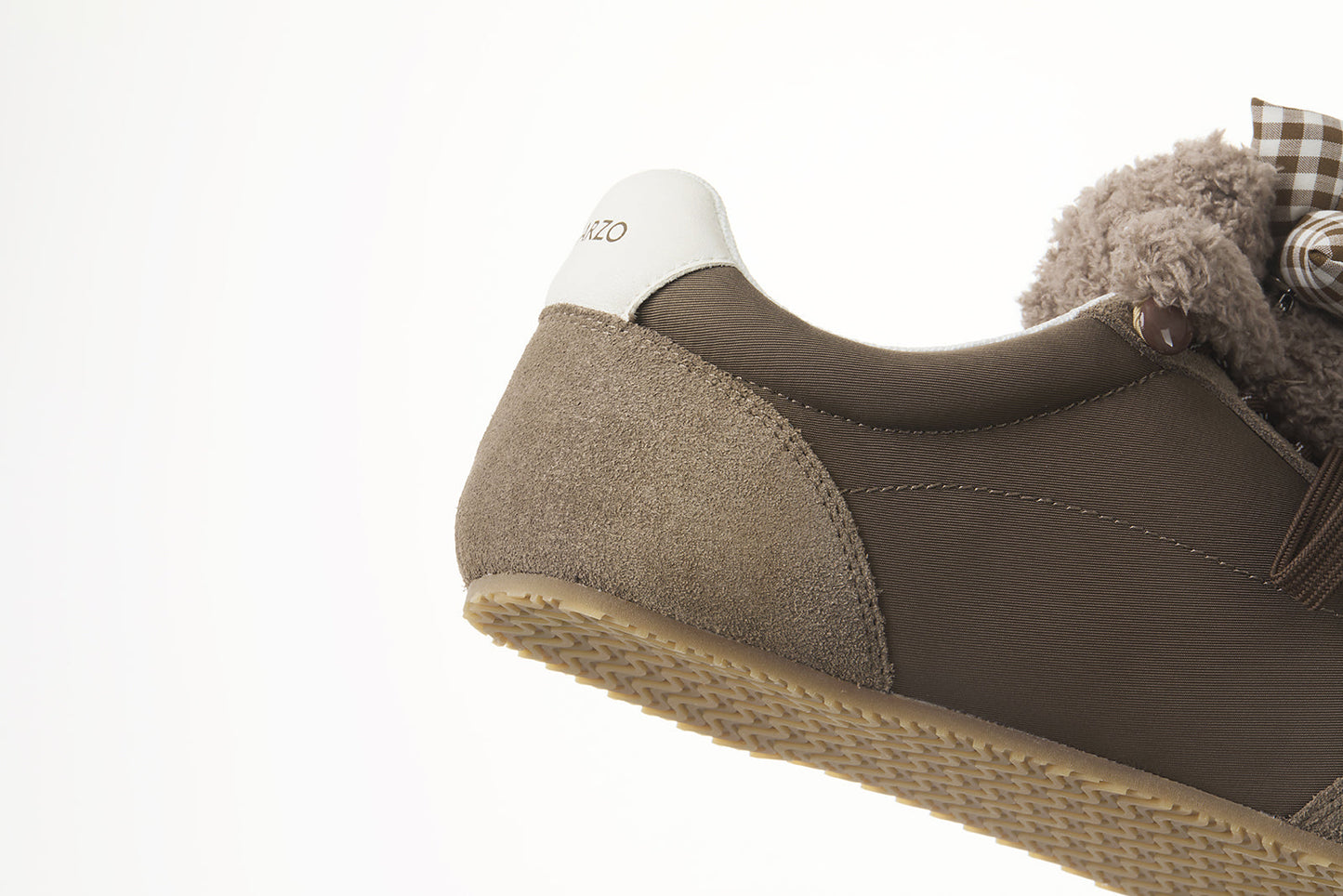 13DE MARZO Bear Plush Sneakers Brown