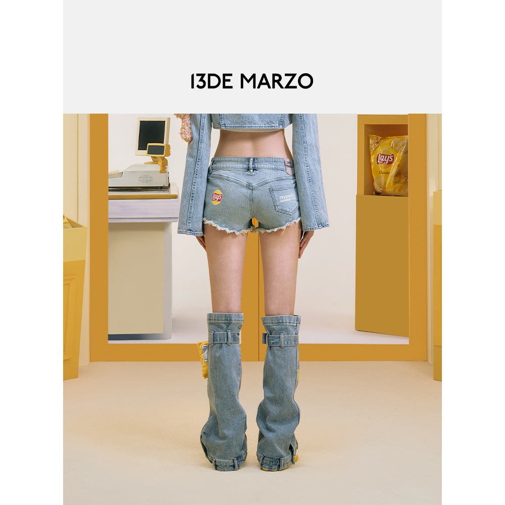 13DE MARZO X Lay's Bear Washed Denim Shorts Blue