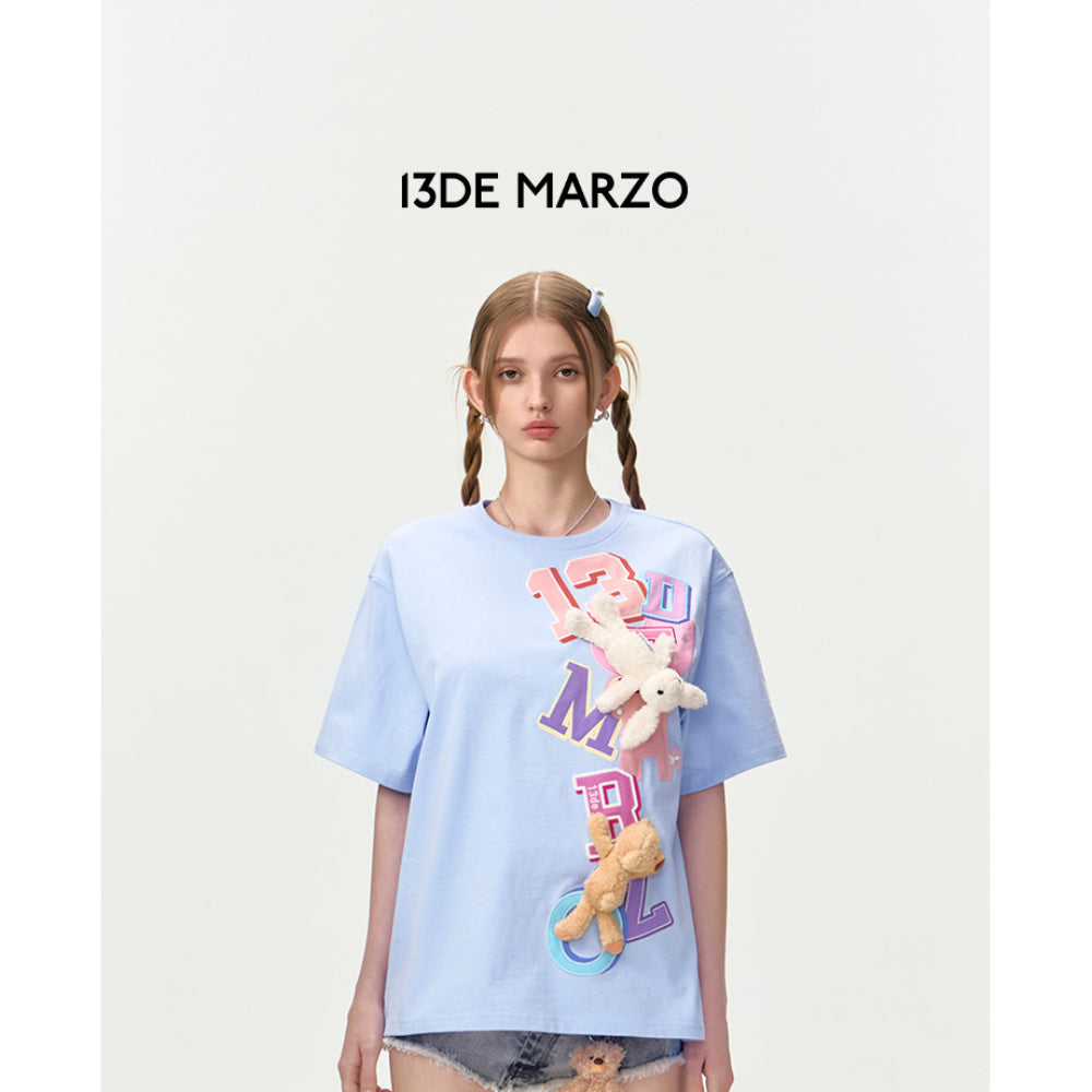 13DE MARZO Doozoo Vertical Logo T-Shirt Blue