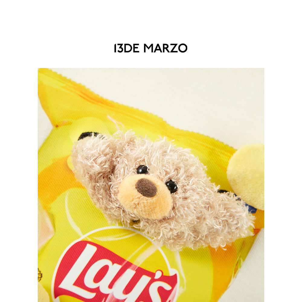 13DE MARZO X Lay's Flavor Bear T-Shirt Beige