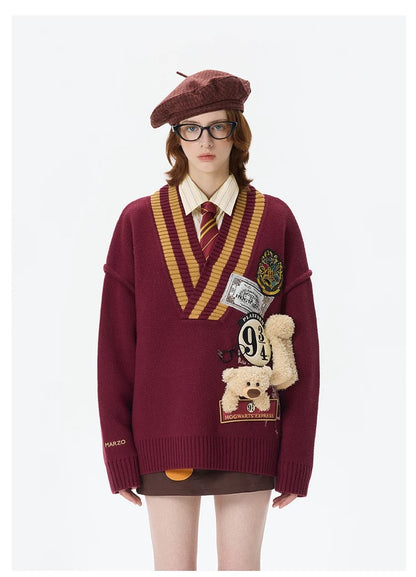 Harry Potter × 13DE MARZO Platform 9¾ Bear V-neck Sweater Red