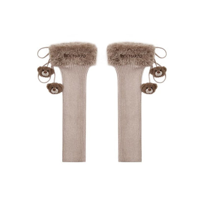 13DE MARZO Doozoo Fuzzy Socks Brown