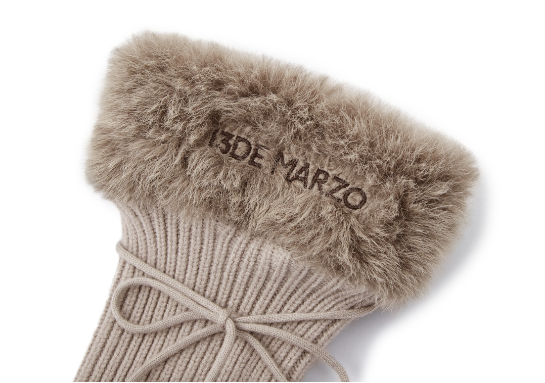 13DE MARZO Doozoo Fuzzy Socks Brown