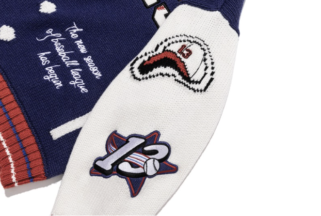 13DE MARZO Pixel Bear Baseball Sweater Blue