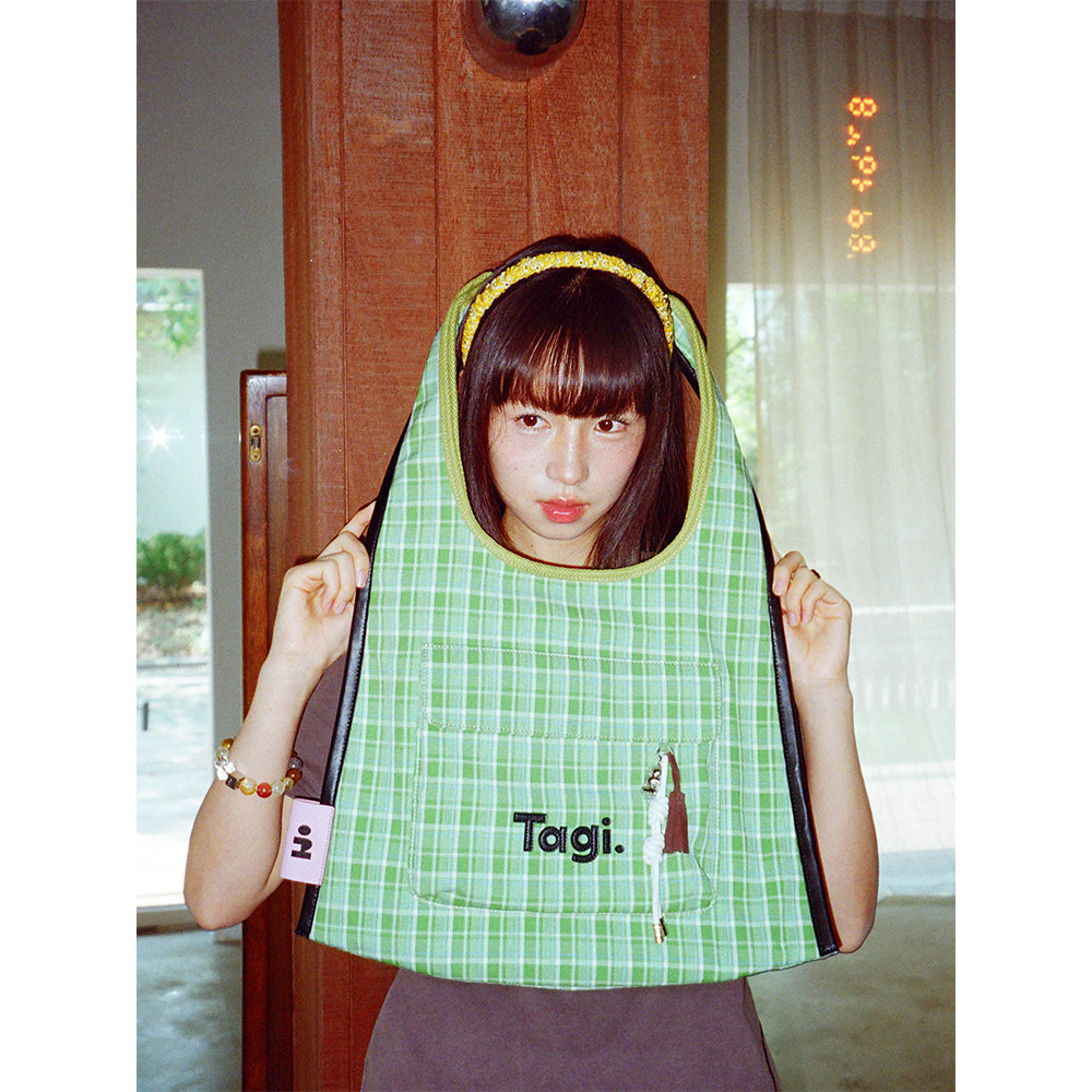 Tagi. Hobo Edge Shoulder Bag