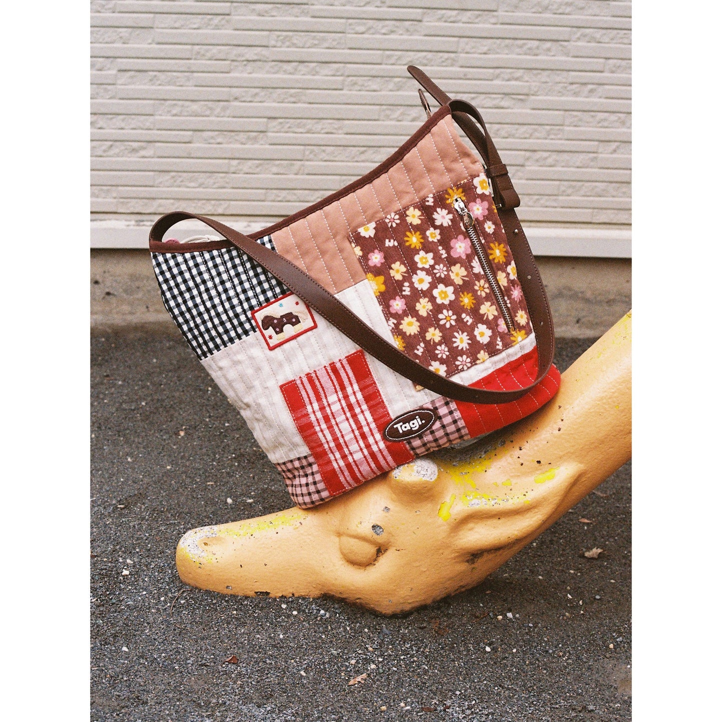 Tagi. Magi Patchwork Hobo Shoulder Bag