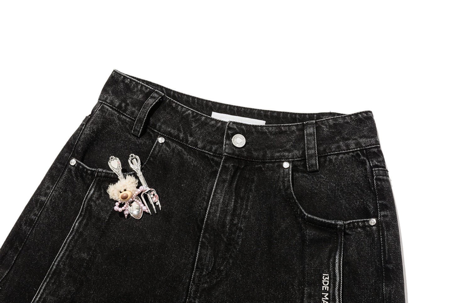 13DE MARZO Bear Fork Crinkle Jeans