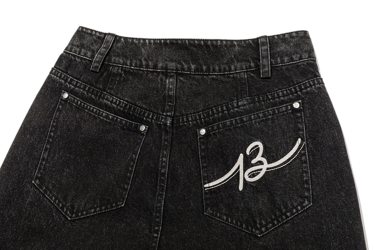 13DE MARZO Bear Fork Crinkle Jeans