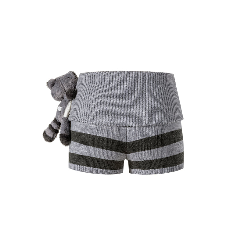 13DE MARZO Raccoon Bear Knitted Shorts Grey