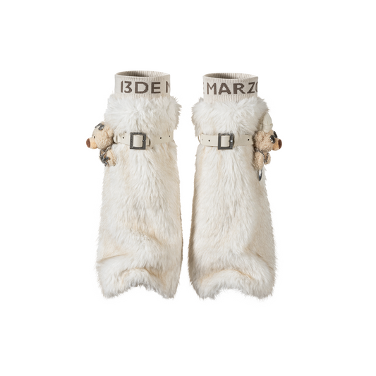 13DE MARZO Rolling Stones Faux Fur Leg Warmer Beige