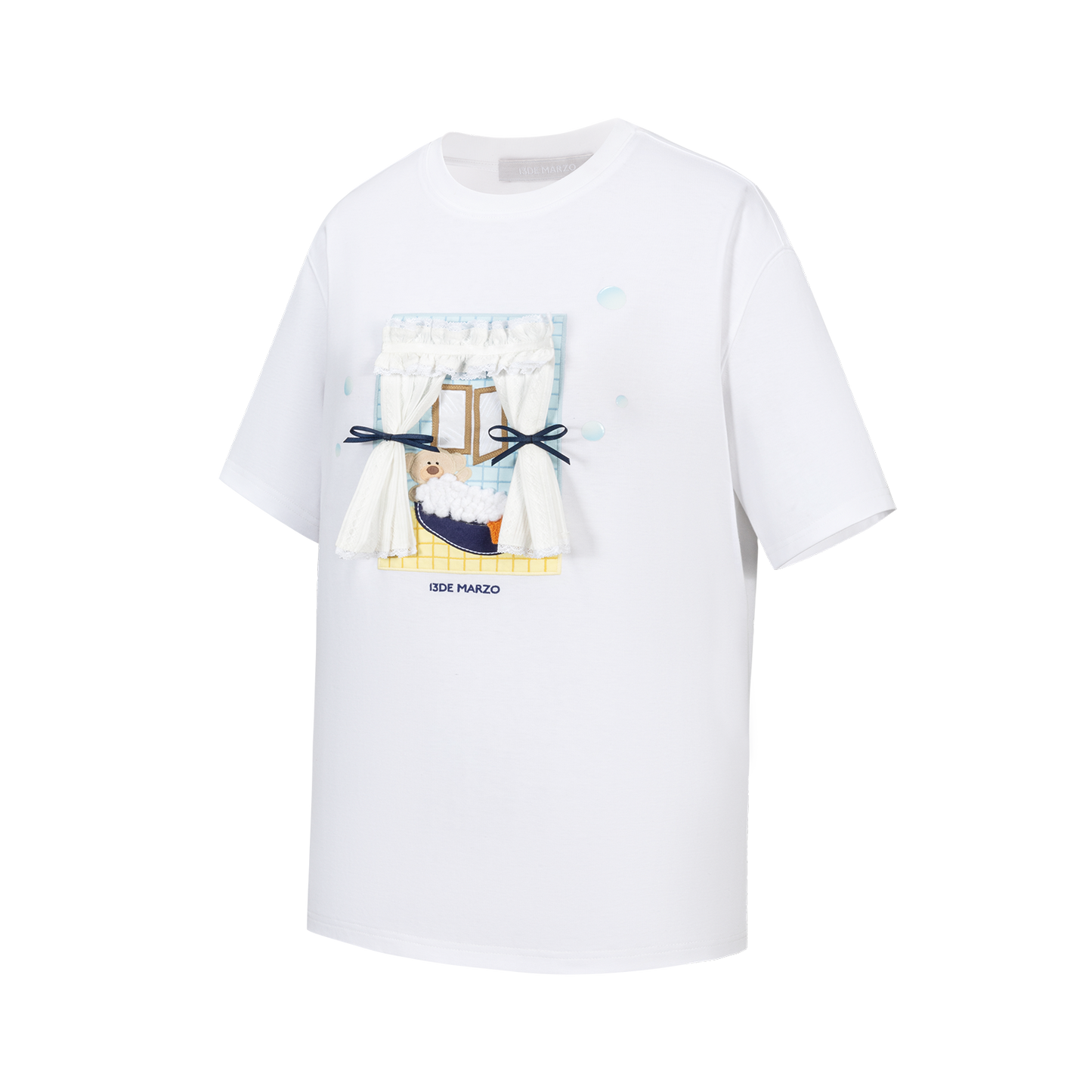 13DE MARZO Patchwork Bear Bath Scene T-shirt White