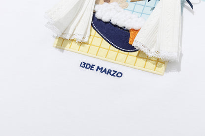 13DE MARZO Patchwork Bear Bath Scene T-shirt White