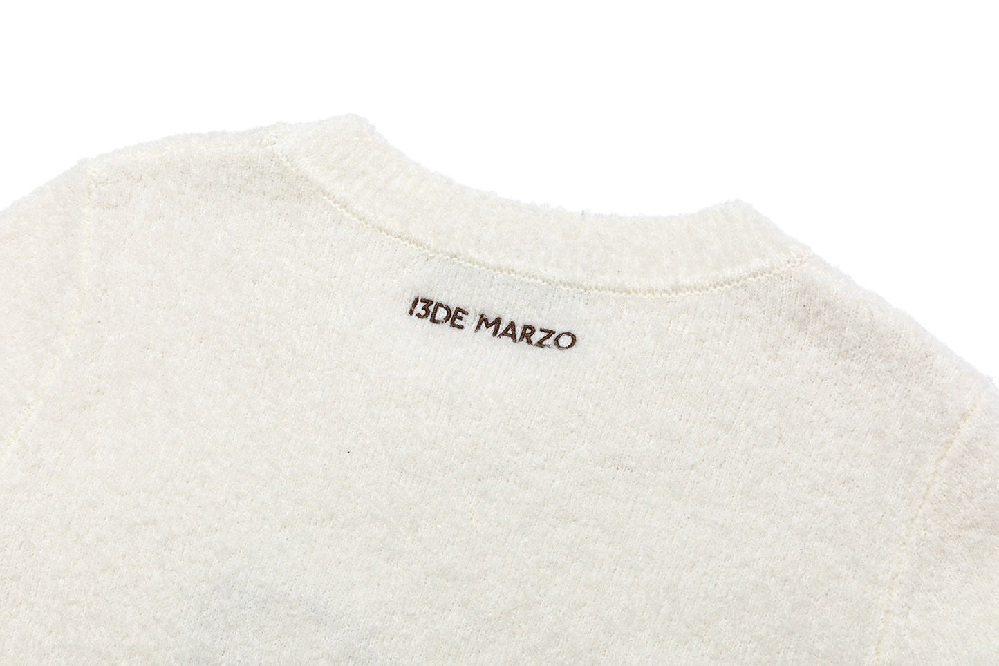 13DE MARZO Marzo Valley Appliqué Pullover