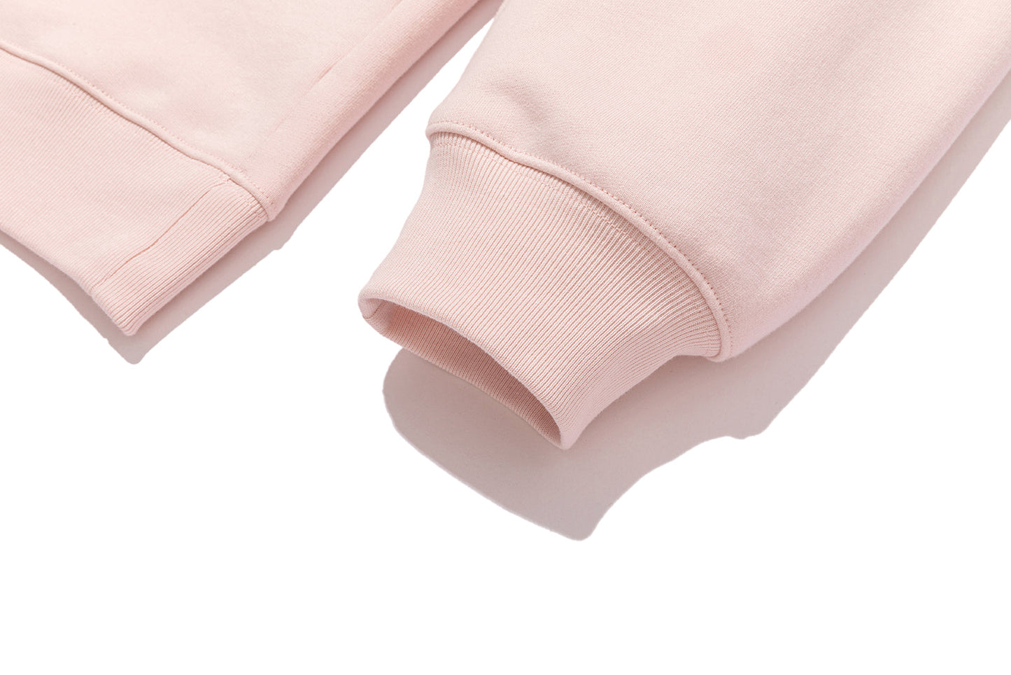 13DE MARZO Big Bear Crewneck Raglan Sweatshirt Pink
