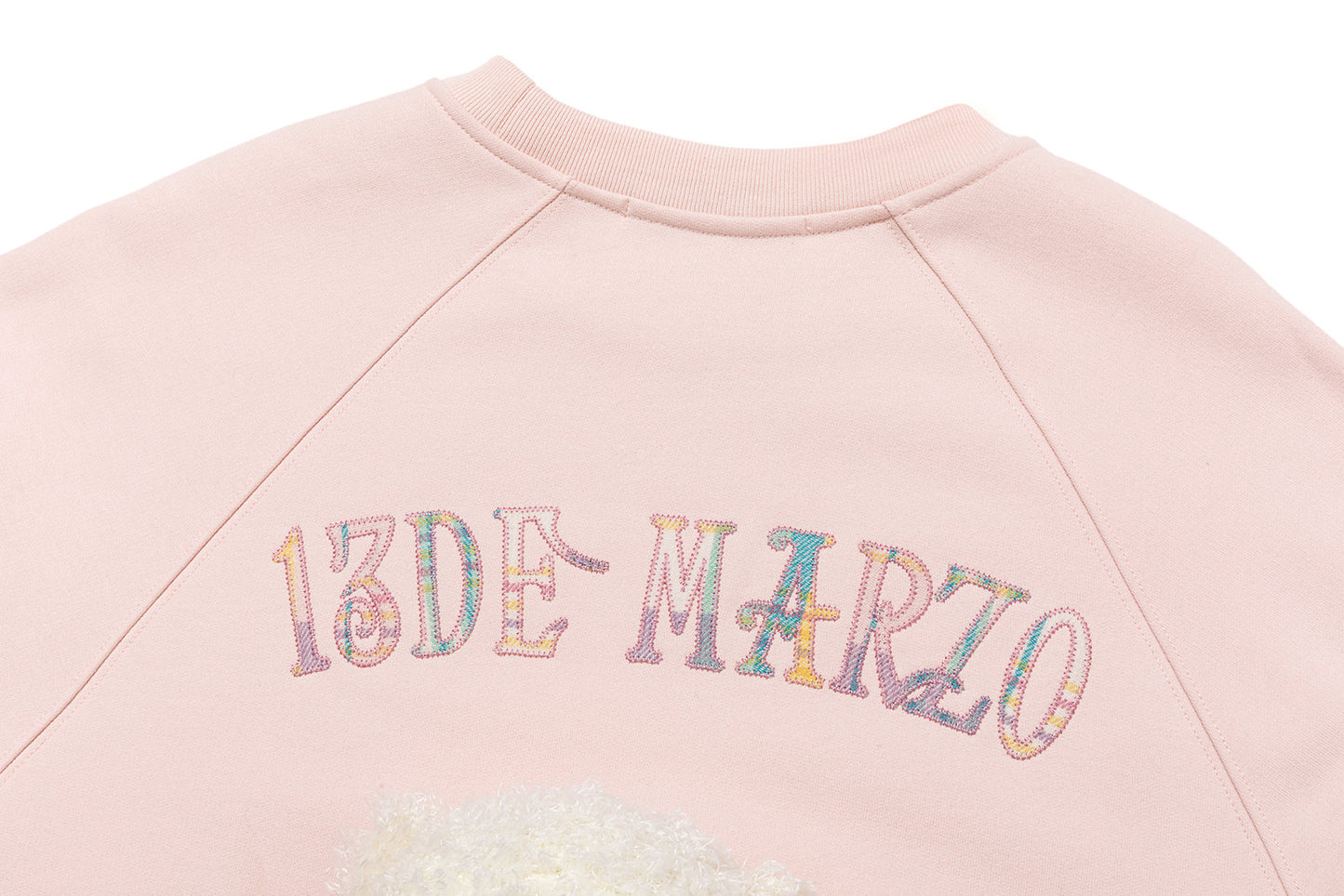 13DE MARZO Big Bear Crewneck Raglan Sweatshirt Pink