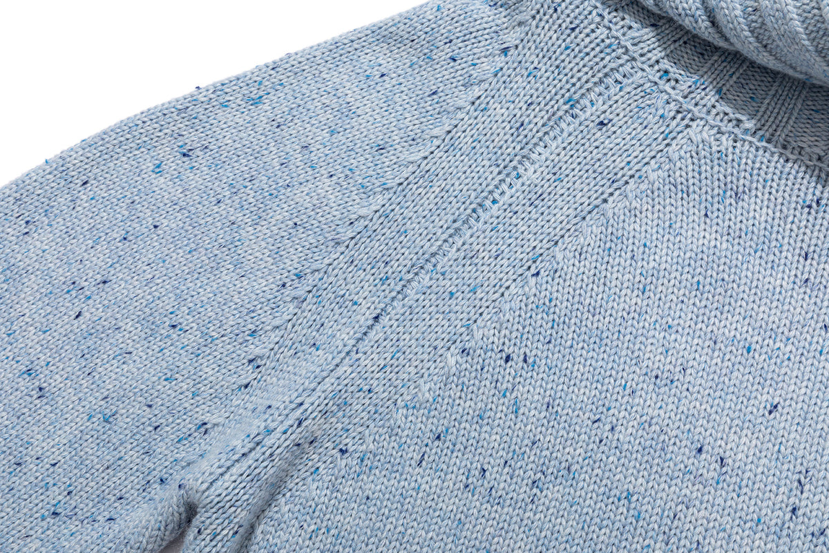 13DE MARZO Button Bear Slant Collar Sweater Blue