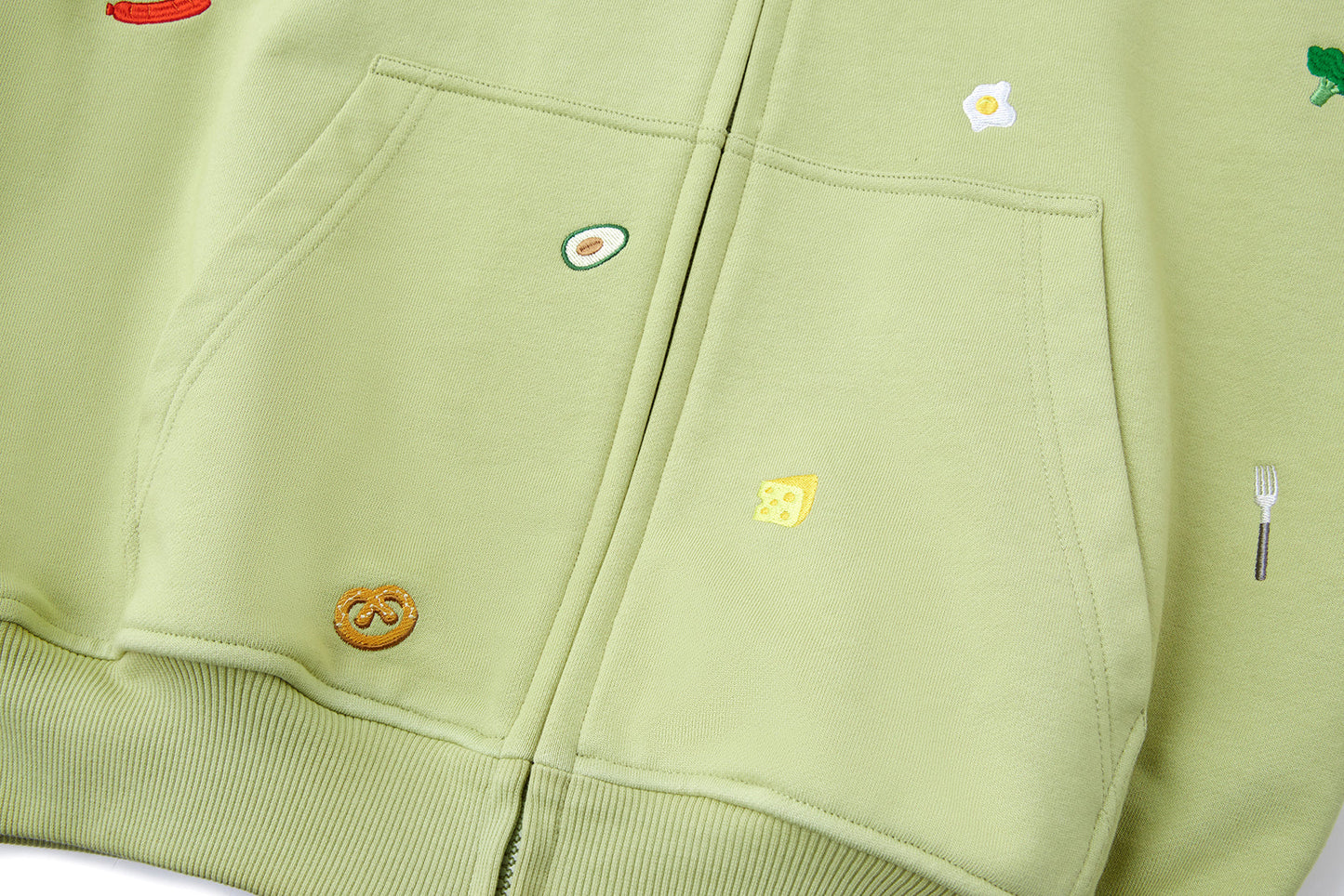 13DE MARZO Nutrition Breakfast Bear Hoodie Green