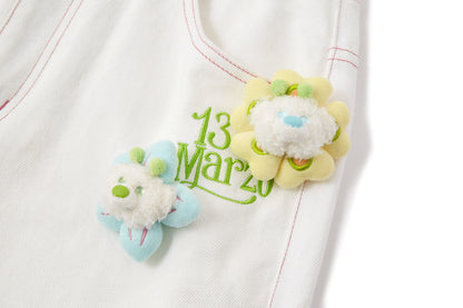 13DE MARZO Floral Bear Pocket Print Jeans White