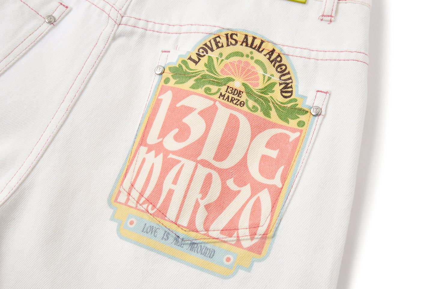 13DE MARZO Floral Bear Pocket Print Jeans White