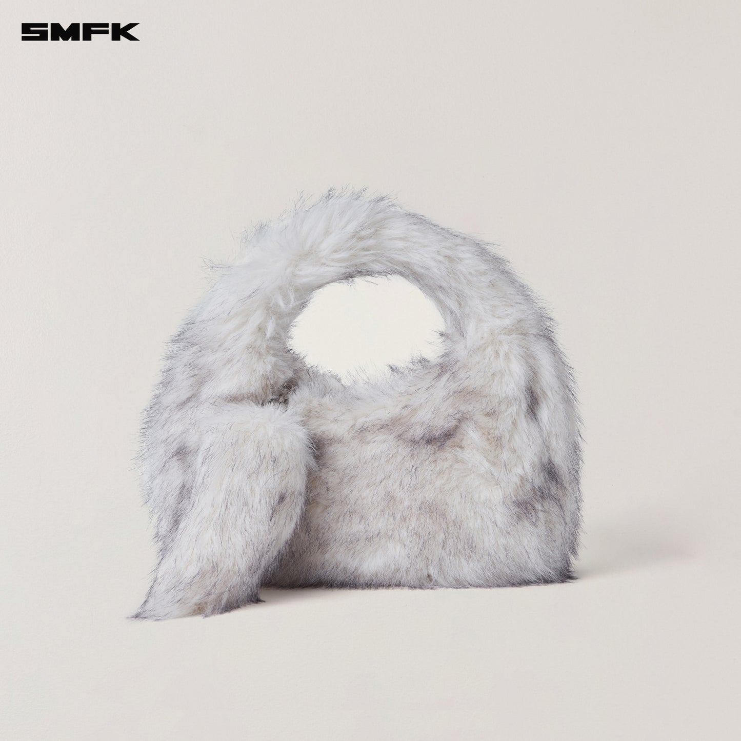 SMFK Compass Cobble Furry Bag Small Arctic Fox White