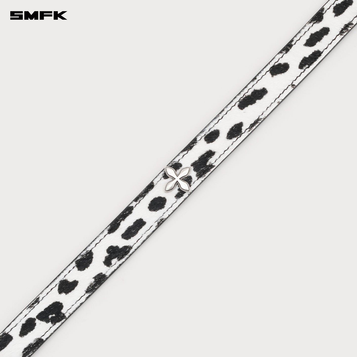 SMFK COMPASS Classic Fur Turtleneck Choker White Leopard