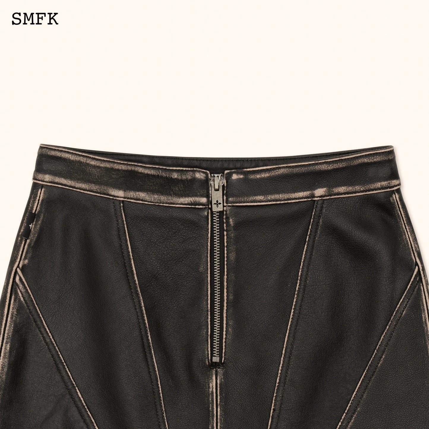 SMFK WildWorld Retro Leather Short Skirt