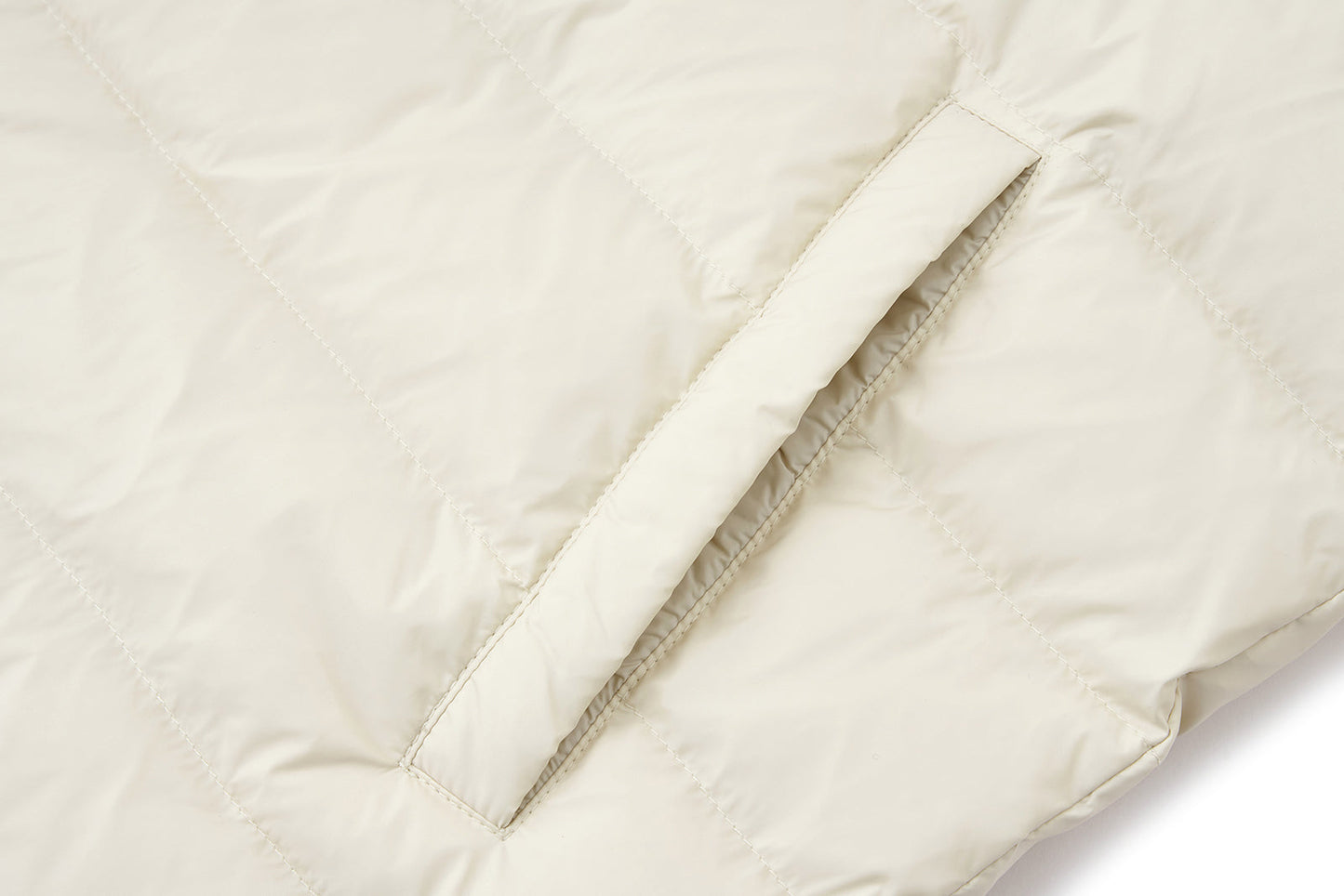 13DE MARZO Doozoo Quilted Down Jacket Beige