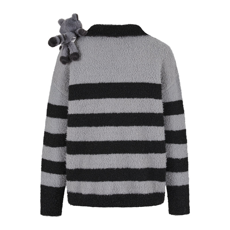 13DE MARZO Raccoon Bear Striped Sweater Gray