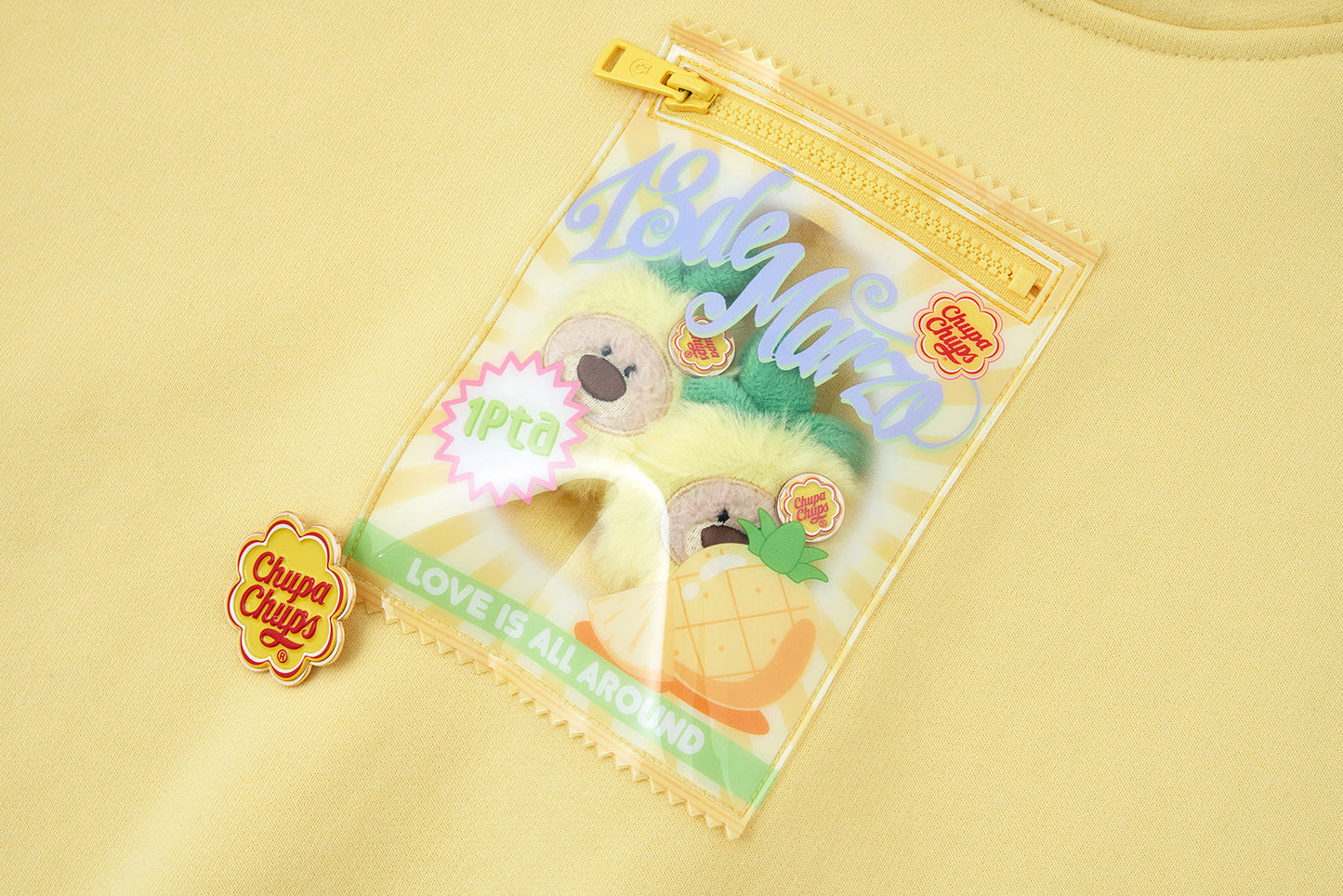 13DE MARZO Lollipop Wrapper Cropped Hoodie Yellow