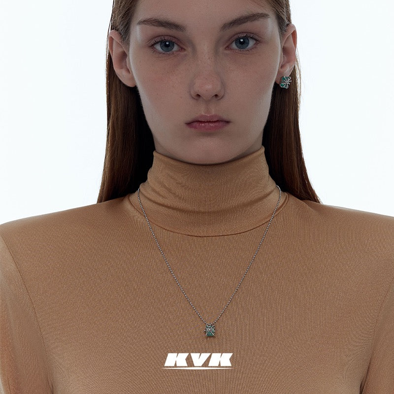 KVK Spider Sequence Collection Spider Form Basic Element Necklace