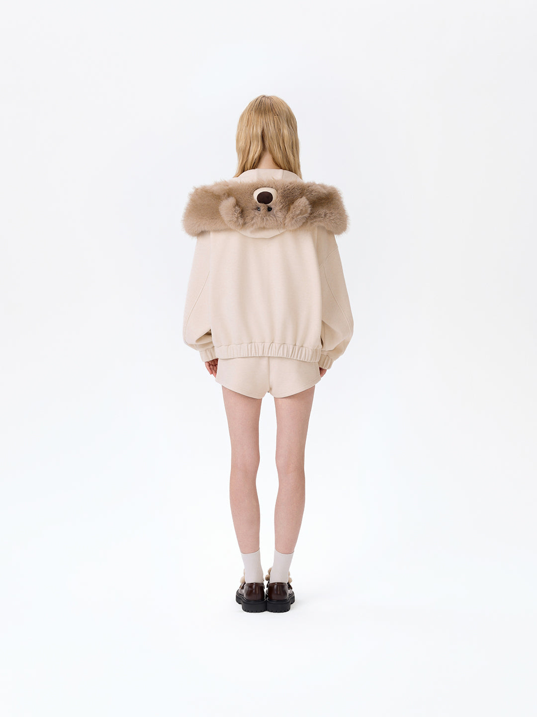 13DE MARZO Doozoo Brushed Shorts Beige