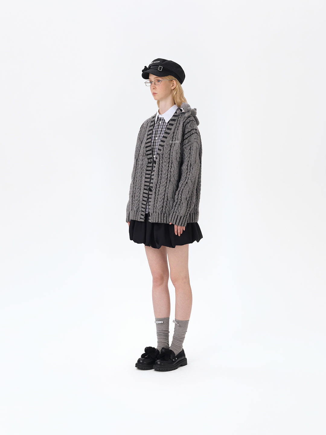 13DE MARZO Bear Yarn Weave Cardigan Dark Grey