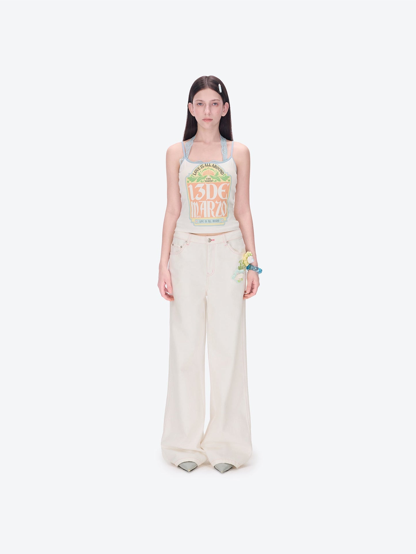 13DE MARZO Floral Bear Pocket Print Jeans White