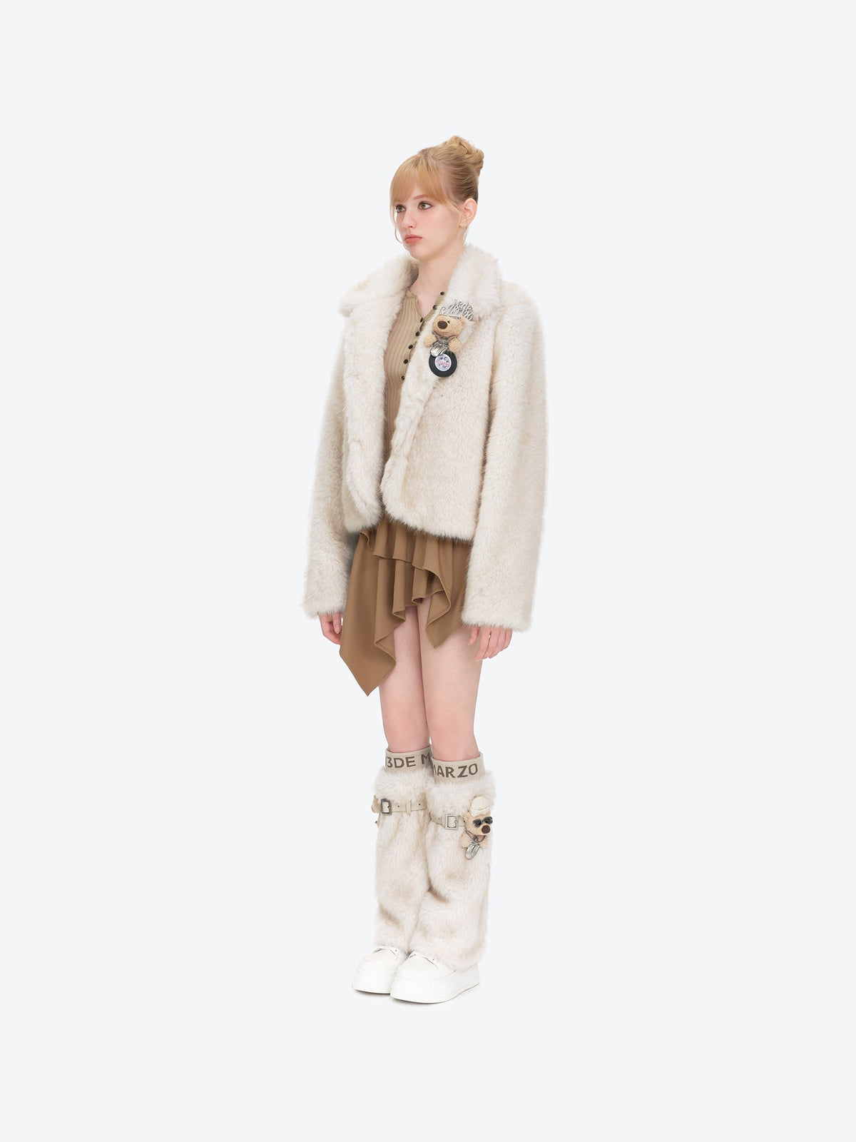 13DE MARZO Rolling Stones Faux Fur Leg Warmer Beige