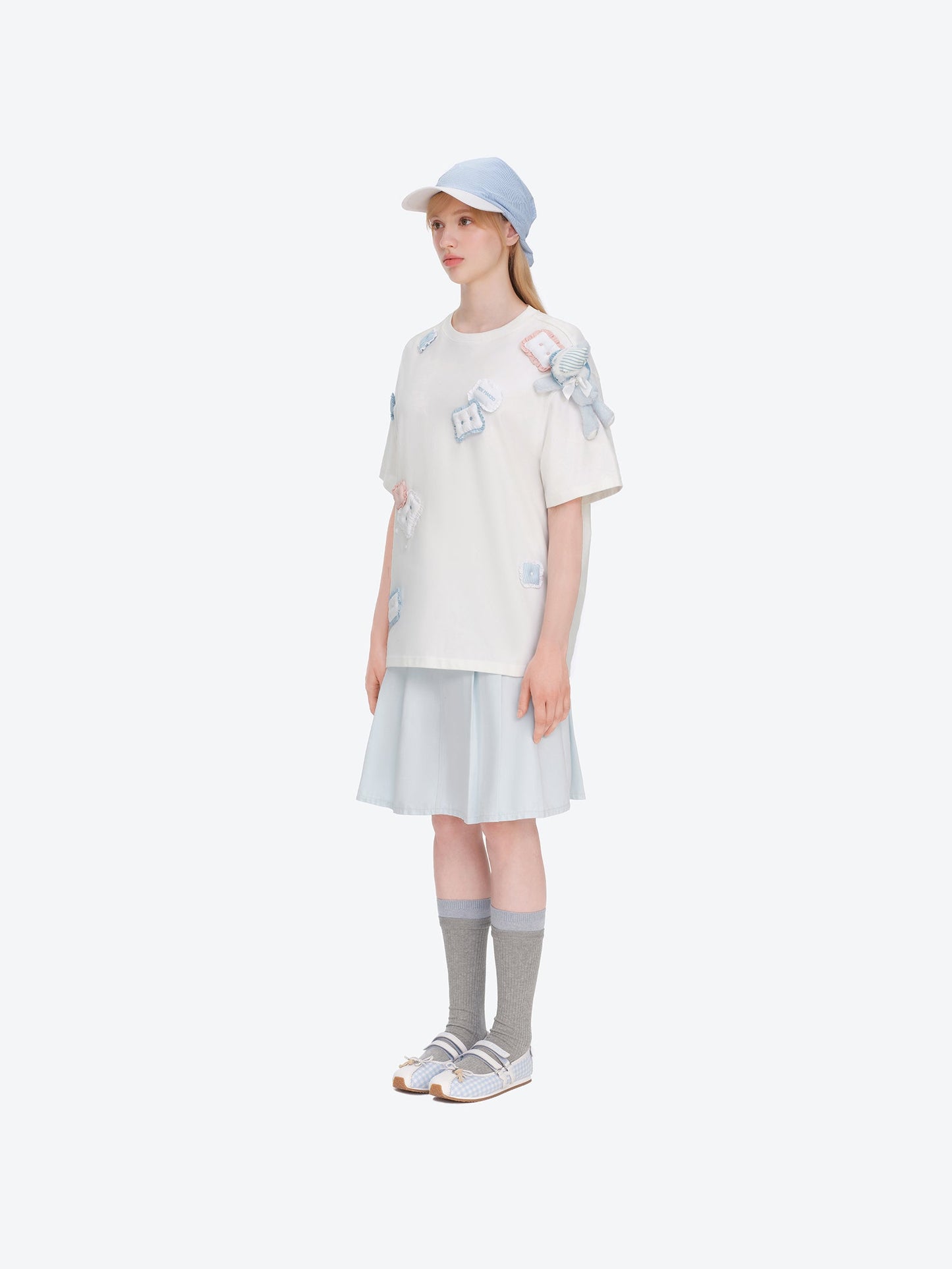13DE MARZO Nighty Night Bear Pillow Oversized T-shirt White