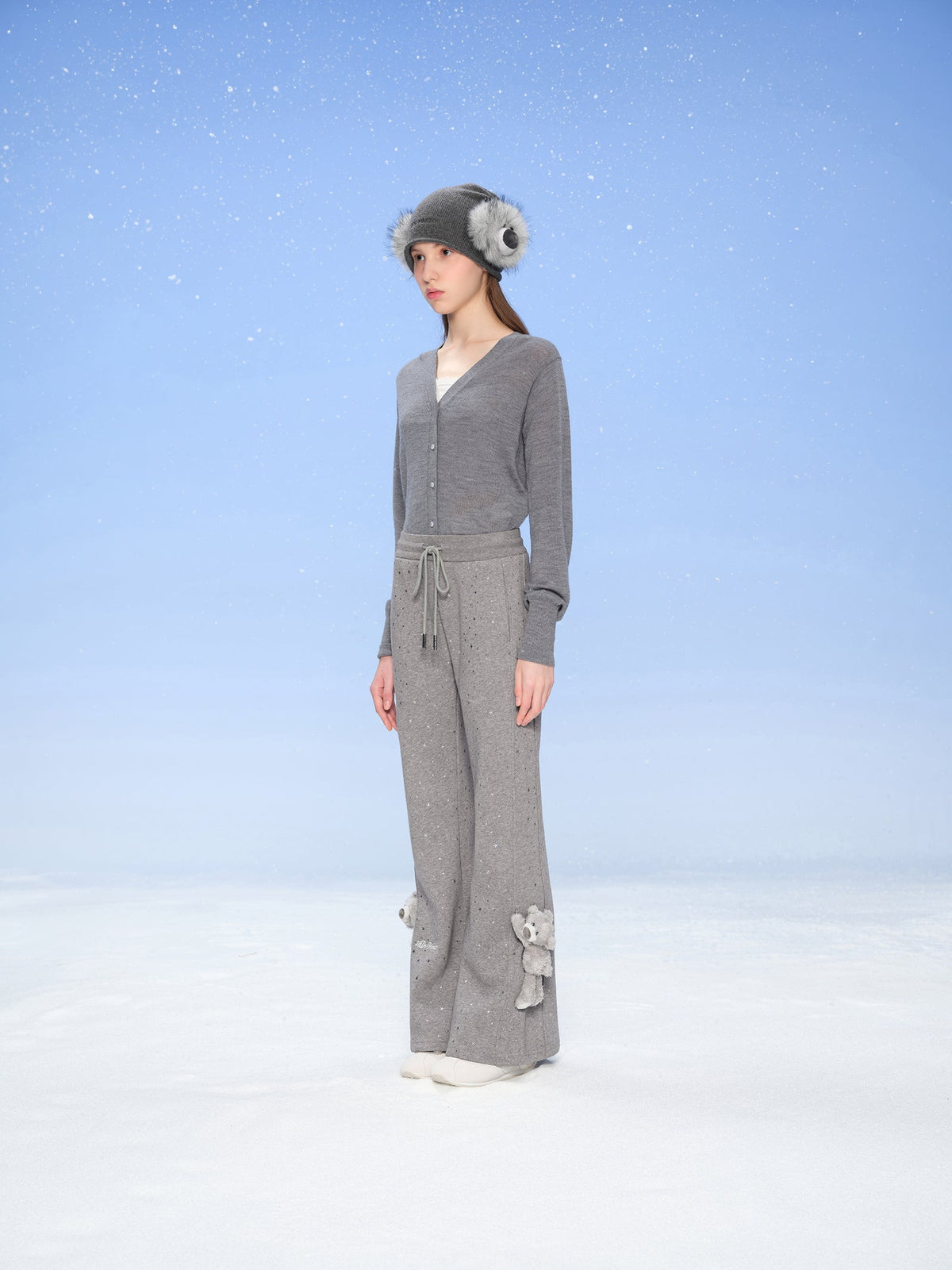 13DE MARZO Galaxy Spark Micro Flare Sweatpants Grey
