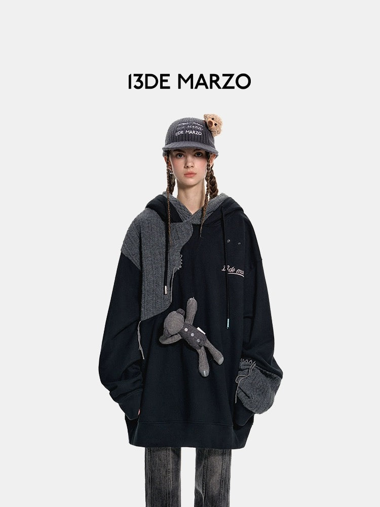 13DE MARZO Bear Knit Suture Layered Hoodie Black